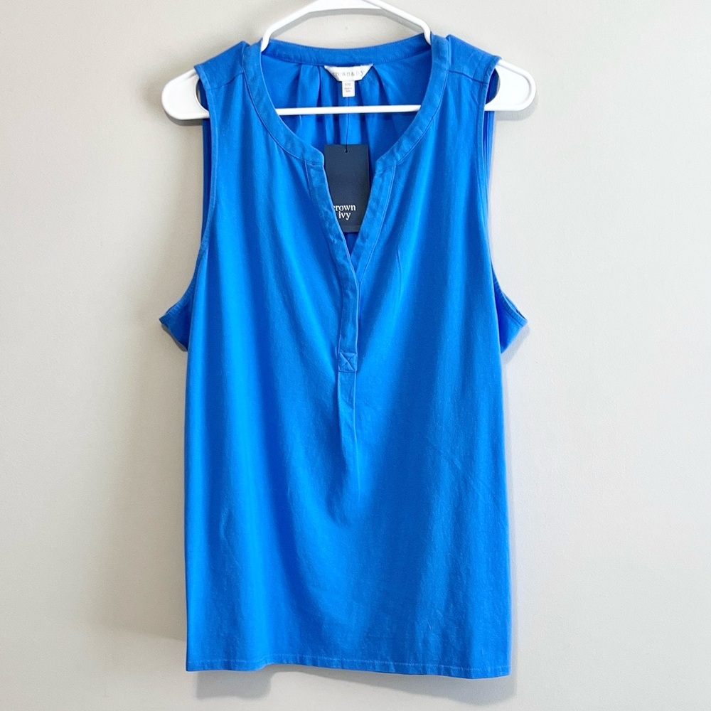 NWT Crown & Ivy Sleeveless Cotton Knit Split Neck Top